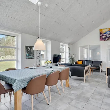 Prachtig Huis In Oksbøl Met Sauna Oksbøl