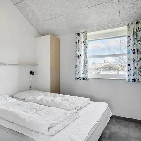 Prachtig Huis In Oksbøl Met Sauna