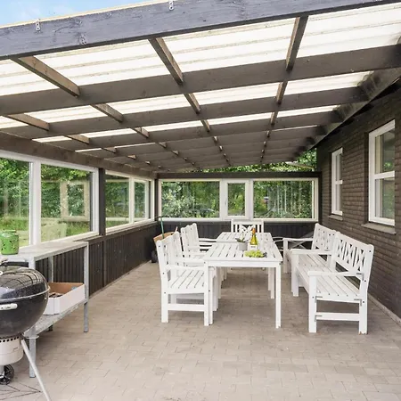 Prachtig Huis In Oksbøl Met Sauna Oksbøl